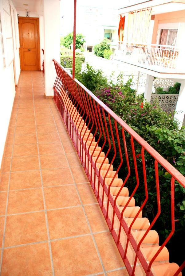 Apartamentos Inter Gandia Playa Exterior photo